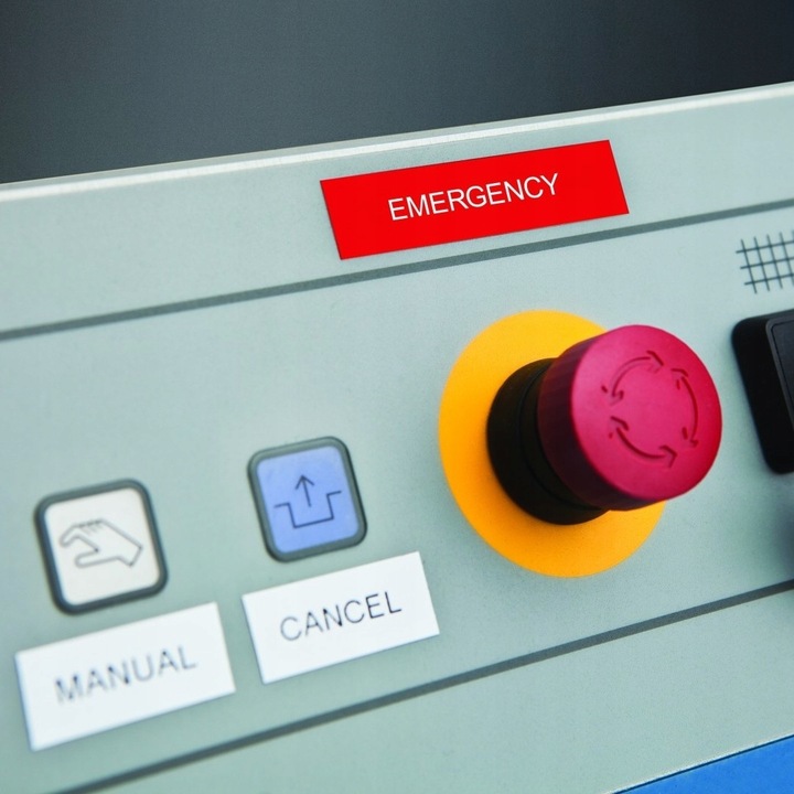 ORYGINALNA Taśma DYMO IND Rhino poliestrowa 9mm x 5,5m biała / czarny