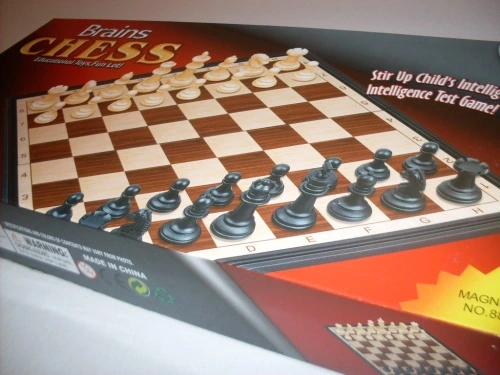 SZACHY i WARCABY magnetyczne DUŻE 30x30 DREWO