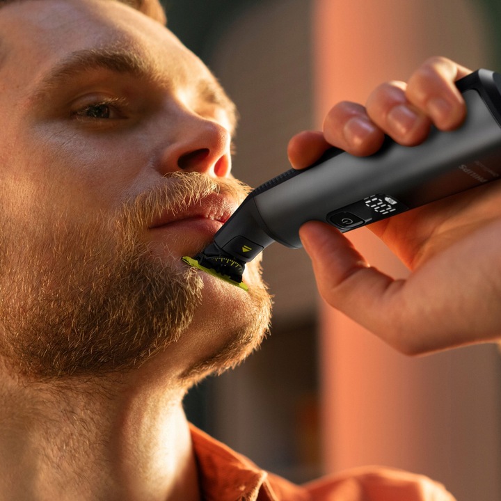 Trymer PHILIPS OneBlade Pro QP6652/61