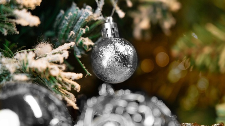 ZESTAW BOMBEK na Choinke 100szt Silver mix Bombki Choinkowe Świąteczne