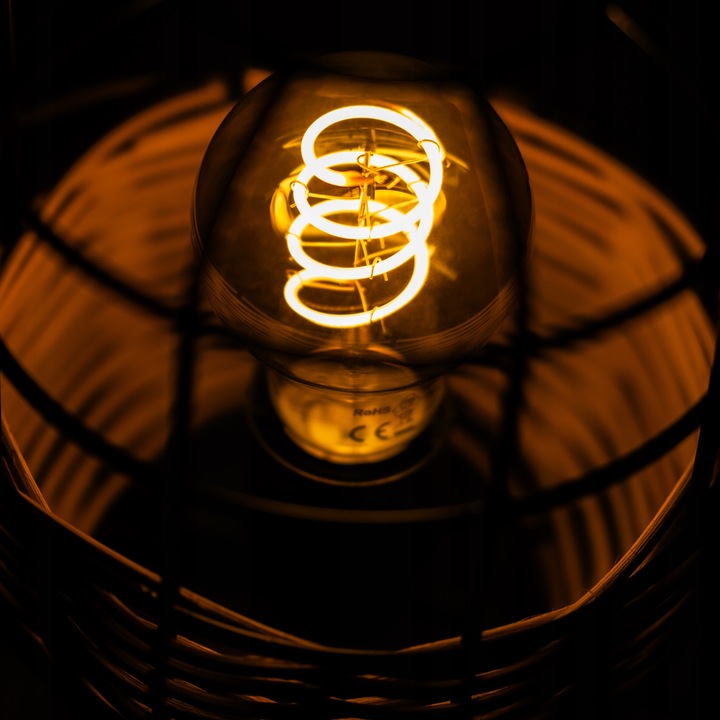 Żarówka LED A60 E27 6W 2200K FILAMENT DYMIONA OZDOBNA RETRO SPIRALNA