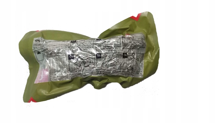 Opatrunek osobisty wojskowy izraelski 10 x 4,5m podwójne opakowanie