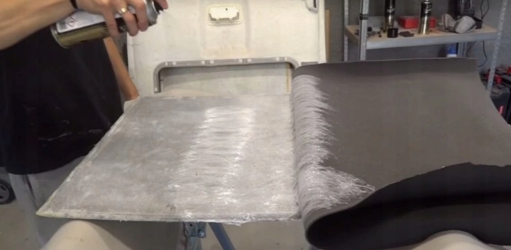 Klej do podsufitki tapicerki samochodowej w sprayu SUPER MOCNY! Sovereign