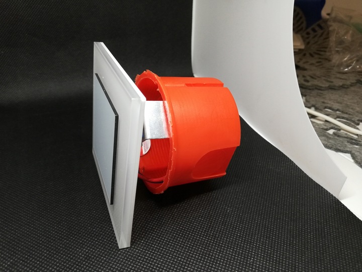 Lampki schodowe z CZUJNIKIEM RUCHU zmierzchu 230v 2W LED Z CZARNA ZIMNA