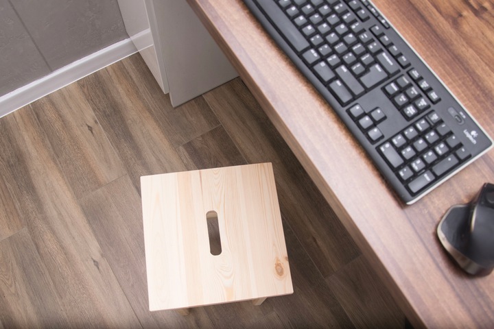 Taboret drewniany kuchenny, stołek, krzesło, hoker barowy 30 x 30 x 44