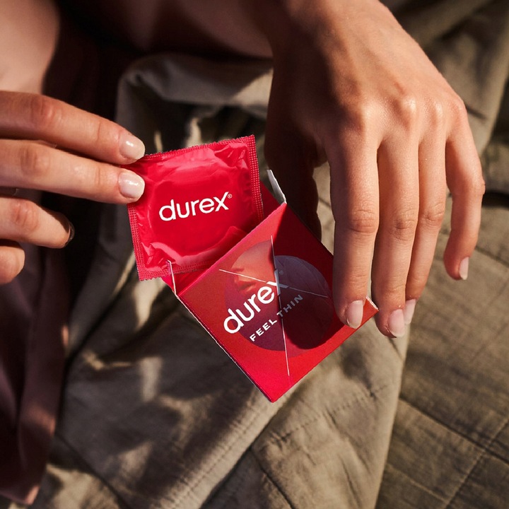 DUREX Feel Thin Classic Ultra Cienkie Prezerwatywy 12 sztuk Dopasowane