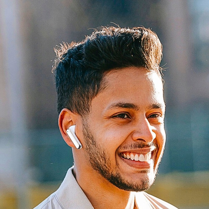 SŁUCHAWKI BEZPRZEWODOWE douszne TWS XY19 WODOODPORNE 2 mikrofony LED EKRAN