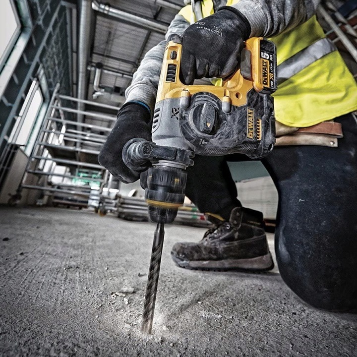 DEWALT MŁOTOWIERTARKA SDS+ 18V 2,1J DCH273NT + TSTAK DWST1-70704