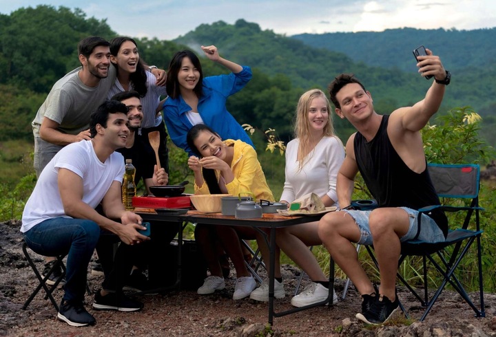 STOLIK TURYSTYCZNY SKŁADANY WALIZKA KEMPINGOWY PIKNIKOWY 4 KRZESŁA ZESTAW