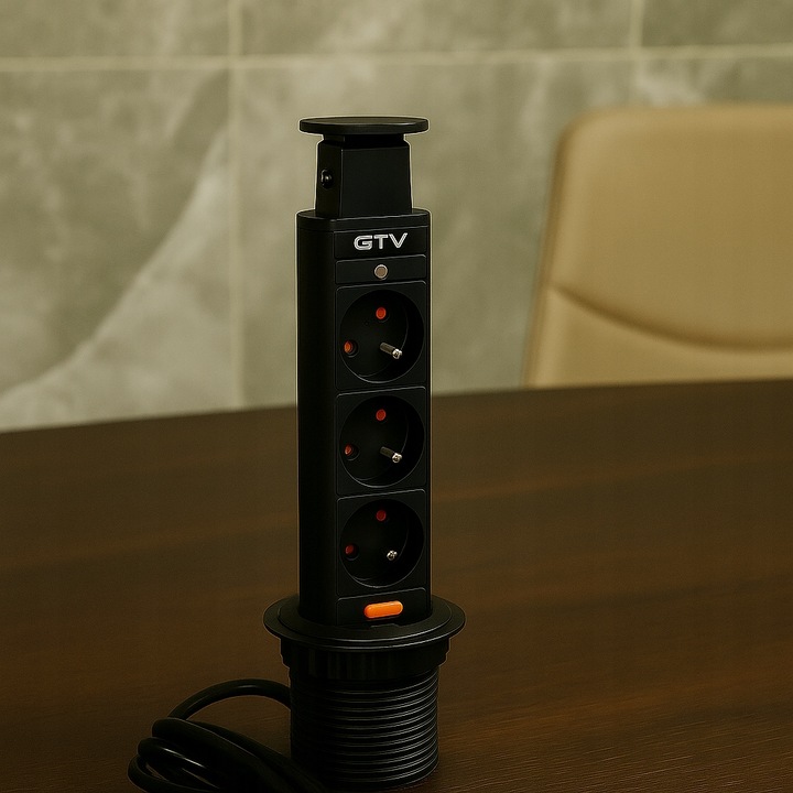 GNIAZDO POTRÓJNE CHOWANE W BLAT NABLATOWE GNIAZDKO