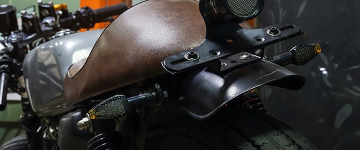 Kierunkowskazy motocyklowe czarne dymione 14 diod LED 4 sztuki