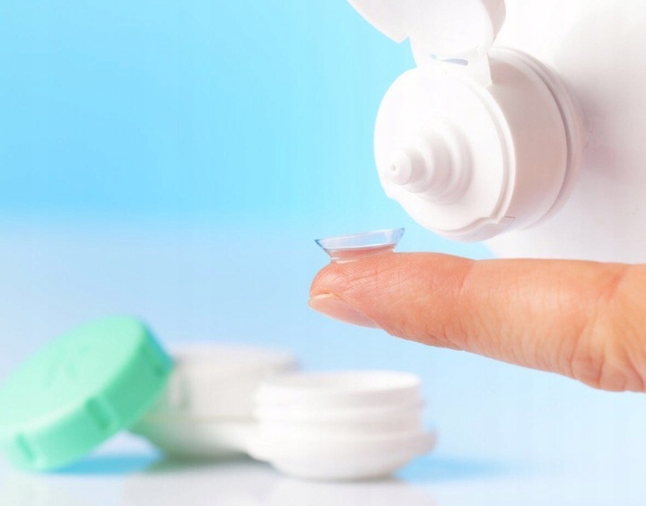 OPTI-FREE PUREMOIST 300ML PŁYN DO SOCZEWEK KONTAKTOWYCH