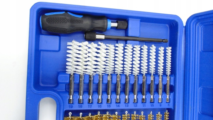 Zestaw szczotek do gniazd wtryskiwaczy i świec