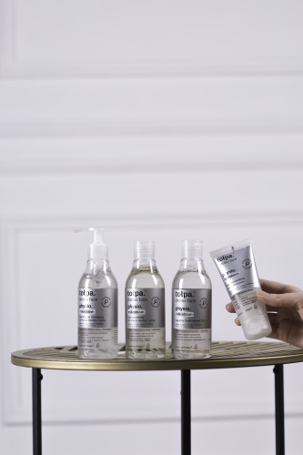 Łagodny tonik-serum nawilżający i łagodzący podrażnienia TOŁPA 200 ml