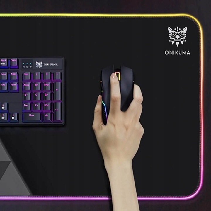 ONIKUMA MP006 GAMINGOWA PODKŁADKA POD MYSZ MYSZKĘ PODŚWIETLANA RGB 80x30 CM