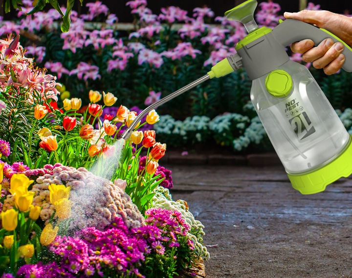 OPRYSKIWACZ RĘCZNY Z MIARKĄ DO ODMIERZANIA OPRYSKU 2L NO PEST WYSOKA