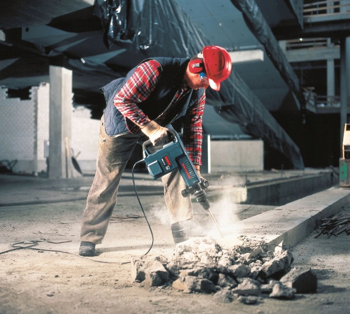 MŁOT GSH 11 E BOSCH - SDS-MAX klasa 11kg + DŁUTO