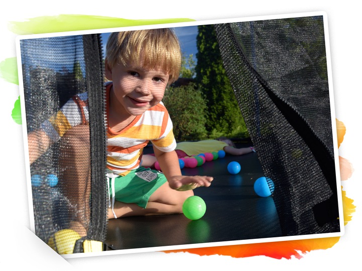 TRAMPOLINA OGRODOWA 252cm 8ft NEOSPORT model 2024