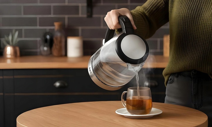 CZAJNIK ELEKTRYCZNY SZKLANY 1,7L MOCNY Z PODŚWIETLENIEM LED 1800W ZE