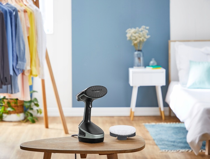 Parownica stacja parowa Tefal Access Steam Force DT8270 2000W ręczna