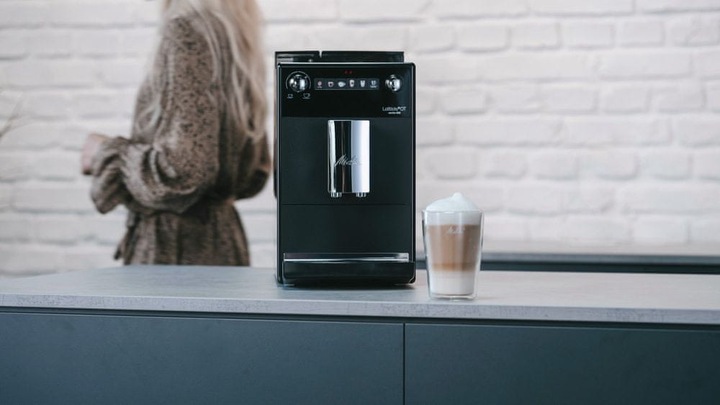 Automatyczny ekspres ciśnieniowy Melitta Latticia OT 1450 W Czarny