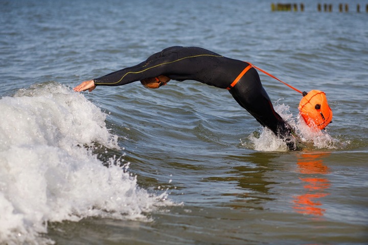 BOJKA RATOWNICZA BOJA PŁYWACKA DMUCHANA PAMELKA