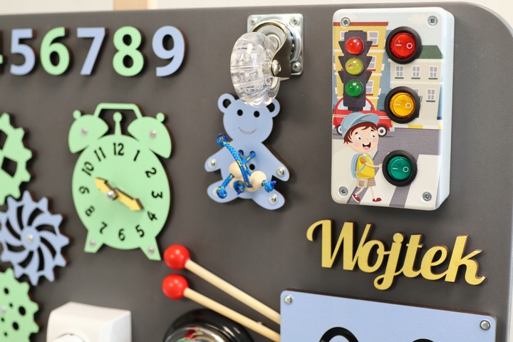 Tablica manipulacyjna sensoryczna Montessori