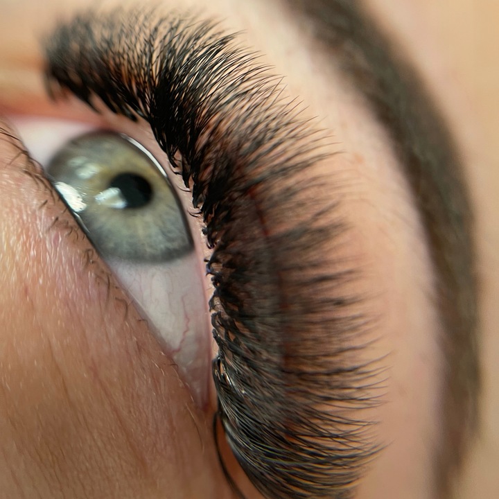 Klej do Przedłużania Rzęs Czarny Sunrise 10ml PLATINUM na Upały