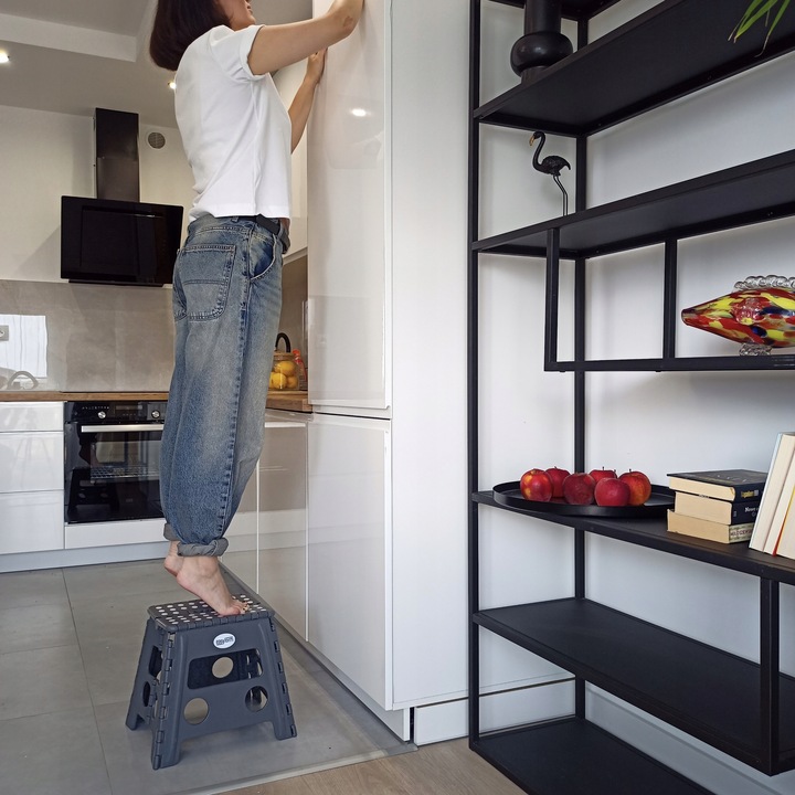 Taboret składany stołek podnóżek antypoślizgowy szary Easyform 32cm