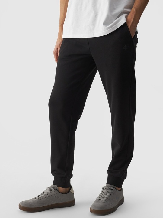 SPODNIE 4F 4FWMM00TTROM0942-20S r.L MĘSKIE DRESOWE JOGGERY NOWE