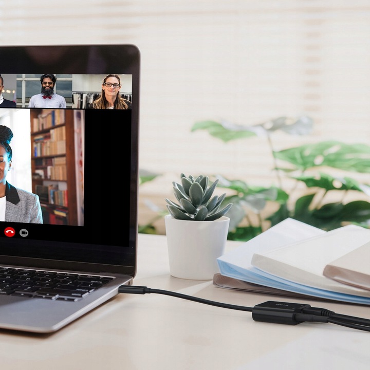 Adapter z ładowaniem USB-C PD 3.0 100W do GB Ethernet, Belkin przejściówka