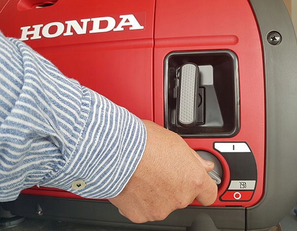 HONDA AGREGAT PRĄDOTWÓRCZY Generator Jednofazowy 230V 2,2kW Cichy +