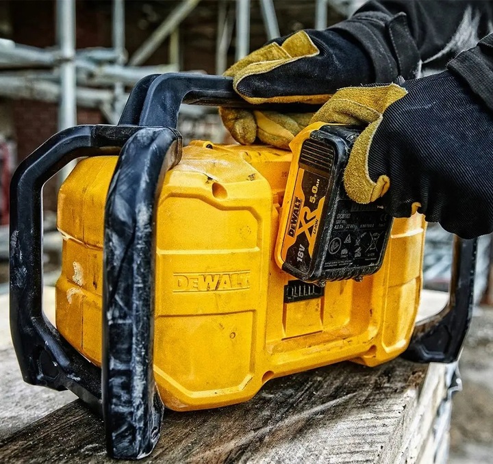 DEWALT Kompaktowe radio budowlane bluetooth solo