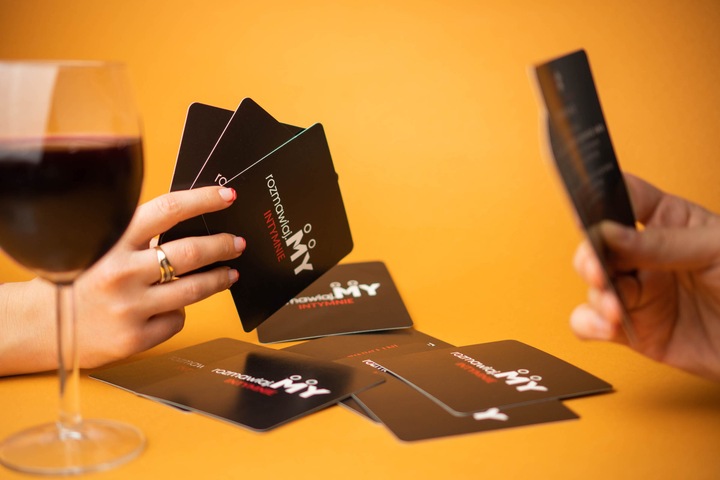 Prezent gra dla par Rozmawiaj.MY Intymnie 50 KART 90 PYTAŃ rozpalcie emocje