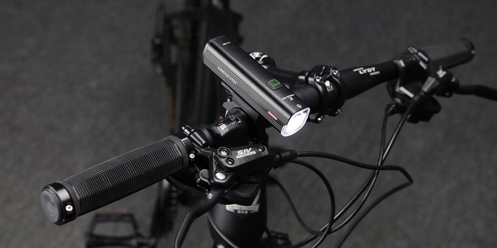 Mocna Lampka ROWEROWA Światło LED przód + tył 1000lm latarka 4800mAh ROWER