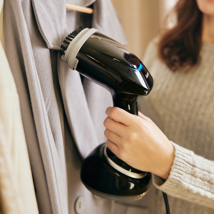 Parownica do ubrań /Steamer MAGIO 1700W – ręczna, 40 g/min, auto-off,