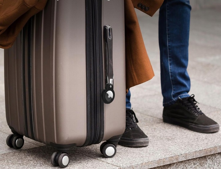 ETUI ZE STALOWĄ LINKĄ DO APPLE AIRTAG BRELOK CASE NA LOKALIZATOR -