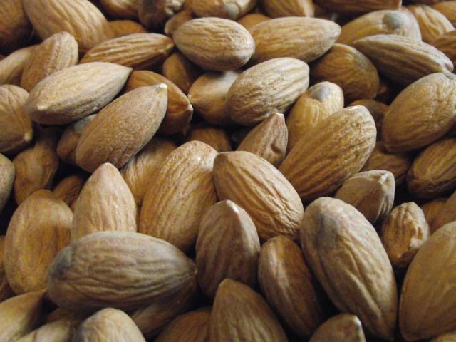 Migdały Całe suszone Australijskie 500g