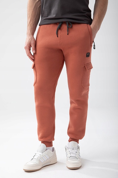 Brązowe spodnie cargo męskie BASIC PANTS CARGO 150 T BROWN rozmiar XL