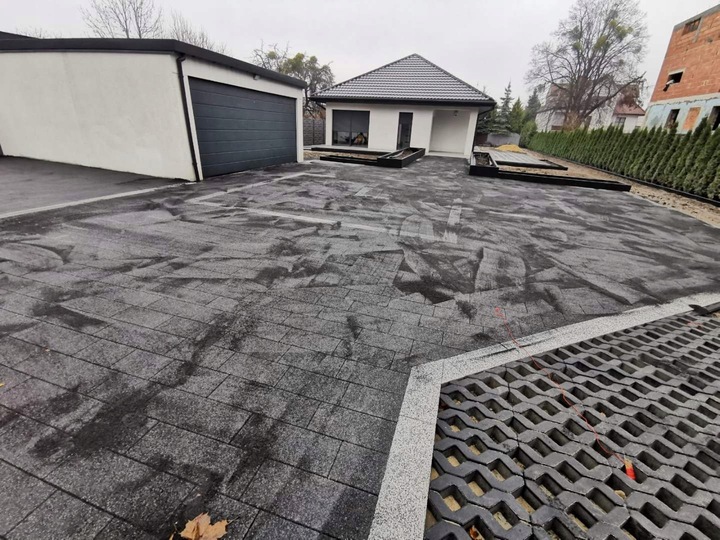 Suchy Piasek Bazaltowy Fuga Zasypka Grafit Do Kostki Brukowej 1-2 mm