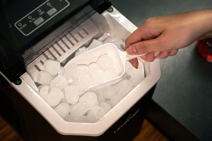 DOMOWA KOSTKARKA DO LODU MASZYNA DO KOSTEK EKSPRESOWY LÓD DO NAPOJU