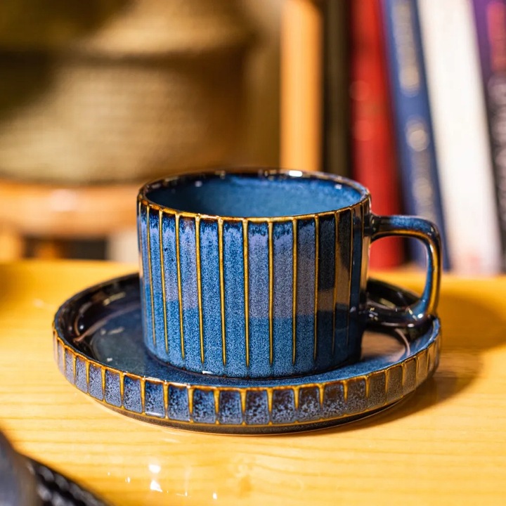 Komplet filiżanek 220 ml ze spodkami Altom Design Reactive Stripes 12 el.