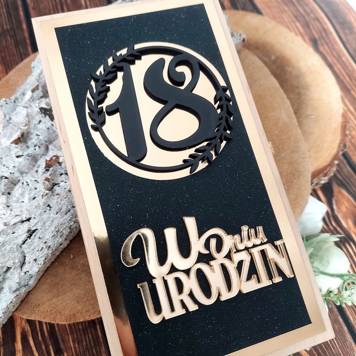 PUDEŁKO NA GOTÓWKĘ 18-te urodziny * PREZENT * hit OSIEMNASTKA