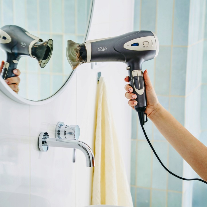 SUSZARKA DO WŁOSÓW Z DYFUZOREM JONIZACJĄ WIELOFUNKCYJNA ZIMNY NAWIEW