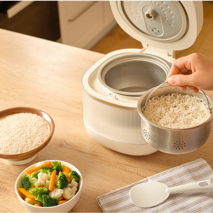 Ryżowar LOW CARB 10 FUNKCJI 2L Dotykowy Ekran 500W Sencor SRM 2000WH