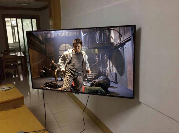 Solidny Obrotowy Uchwyt do Telewizorów Wieszak TV Uniwersalny 32"-70"