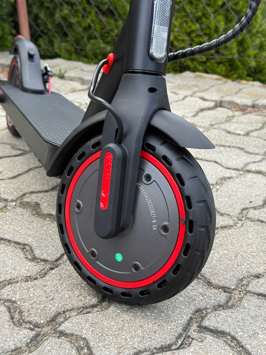 HULAJNOGA ELEKTRYCZNA T9 PRO DUŻY ZASIĘG LEKKA I MOCNA 350W BATERIA