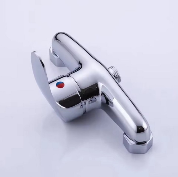 BATERIA PRYSZNICOWA NATRYSKOWA ŚCIENNA ŁAZIENKOWA WANNOWA KRAN DO WANNY