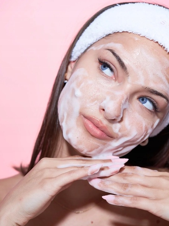 Swederm FACE CLEANSER Pianka do Demakijażu