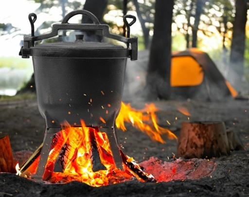 Kociołek EMALIOWANY żeliwny 4L + GRATIS ŁYŻKA